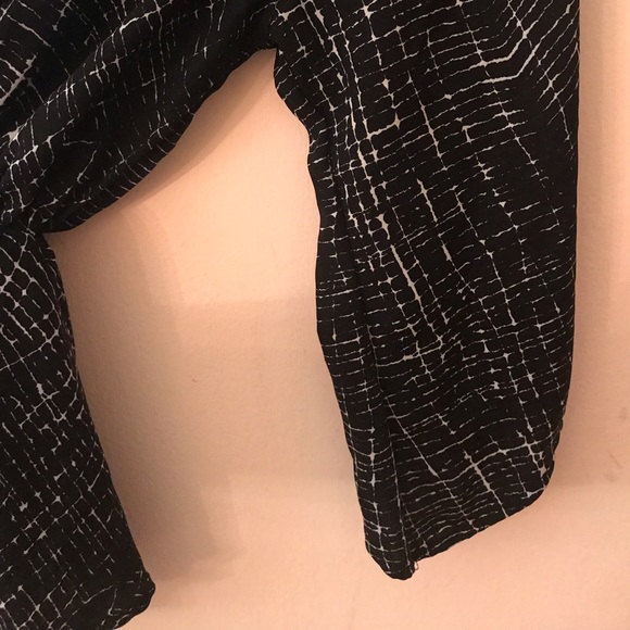 Business Casual Top - Picture 4 of 6